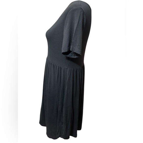 ✨ Classic Black Dress w/ Pockets – Women’s Medium – Effortless Style & Comfort - Picture 6 of 14
